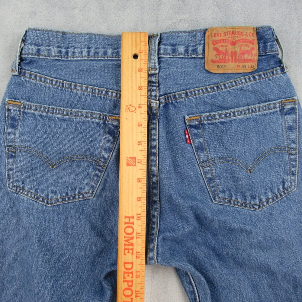 Levi's 501 Original Fit Jeans Mens 30x32 Blue Straight Leg Button Fly 00501-0193